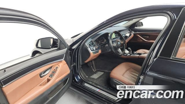 BMW 5시리즈 (F10) 520d xDrive M Aero Dynamic, 2016 10