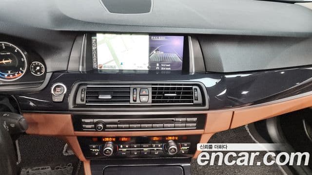 BMW 5시리즈 (F10) 520d xDrive M Aero Dynamic, 2016 14