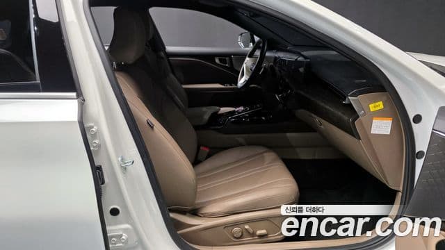 Kia K8 гибрид Noblesse Light, 2022 11