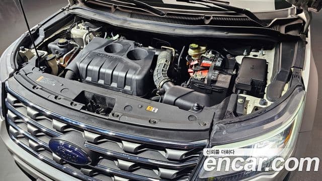 Ford Explorer 5세대, 2017 6