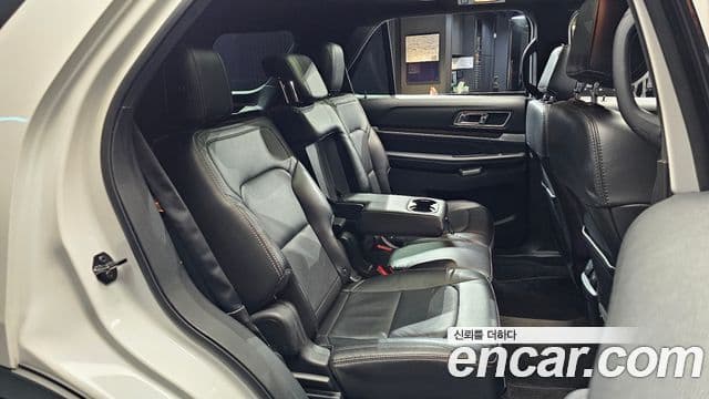 Ford Explorer 5세대, 2017 12