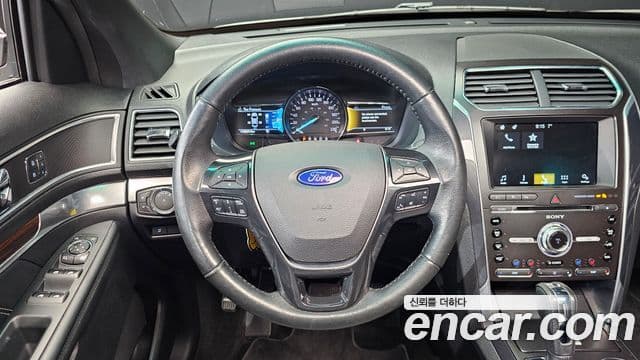 Ford Explorer 5세대, 2017 13
