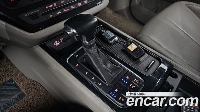 Kia All New Carnival Noblesse, 2017 9