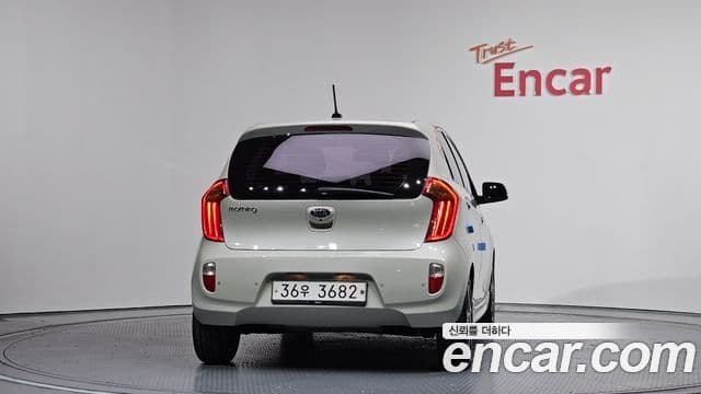 Kia All New Morning Luxury, 2014 4