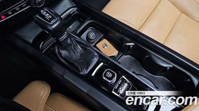 Volvo V60 Cross Country 2세대 T5 Pro AWD, 2020 9