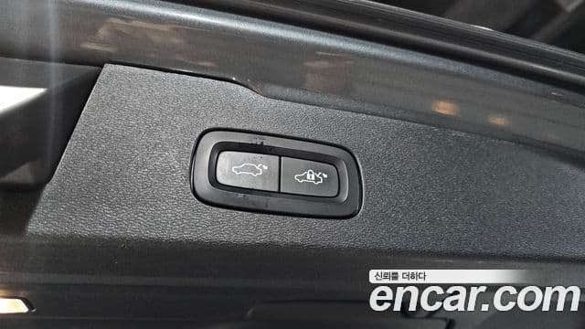 Volvo V60 Cross Country 2세대 T5 Pro AWD, 2020 19