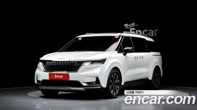 Kia Carnival 4세대 Signature, 2022 1