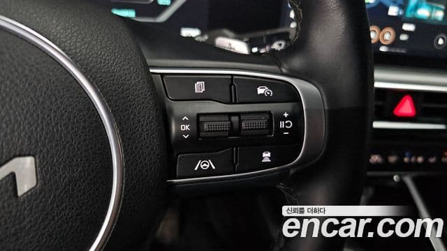 Kia The / новый New K5 гибрид 3세대 Signature, 2024 18
