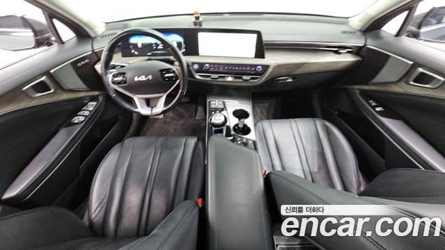 Kia K8 Prestige, 2023 7