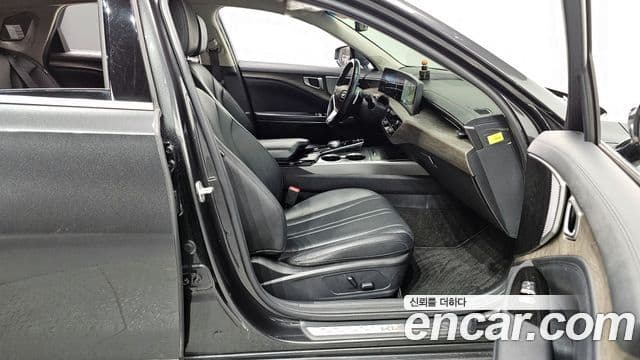 Kia K8 Prestige, 2023 11