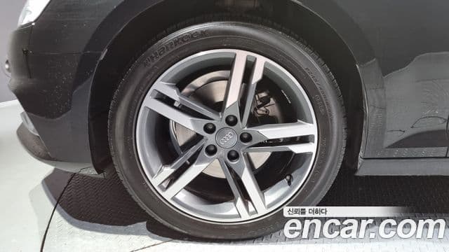 Audi A4 (B9) Premium, 2019 все фото