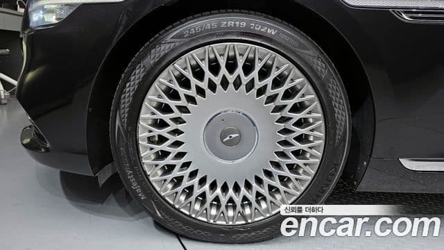 Genesis G90 Luxury, 2019 все фото