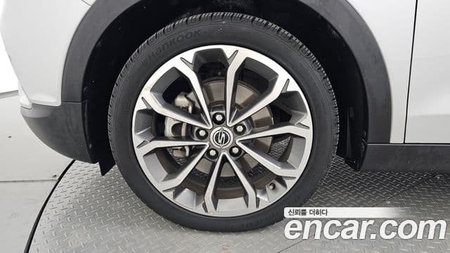 KG모빌리티(SsangYong) Tivoli дизель LX 2WD, 2017 все фото