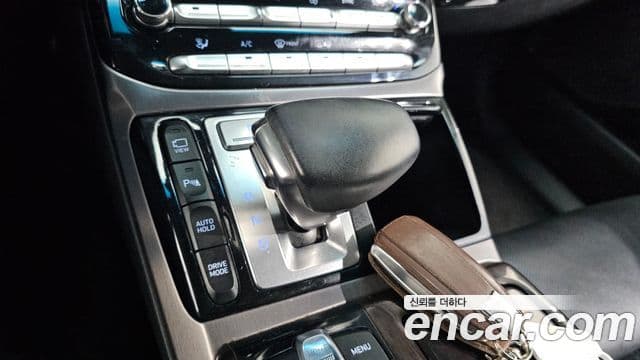 Genesis EQ900 Luxury, 2018 9