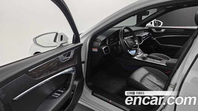 Audi A6 (C8) Premium, 2023 12