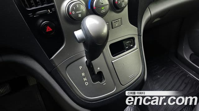 Hyundai Grand Starex CVX Luxury, 2016 9