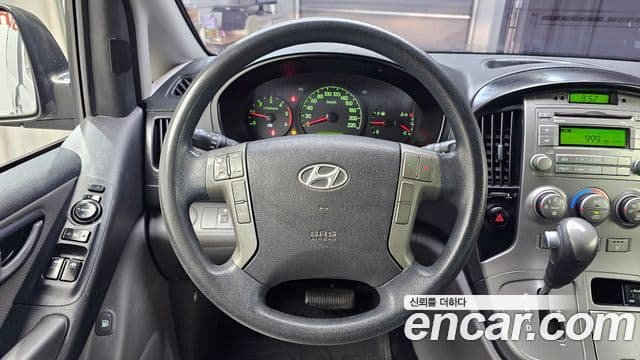 Hyundai Grand Starex CVX Luxury, 2016 13