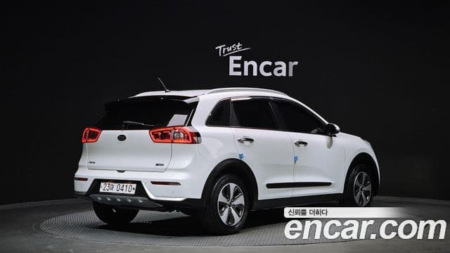 Kia Niro Prestige, 2017 2