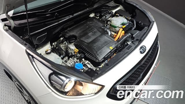 Kia Niro Prestige, 2017 6