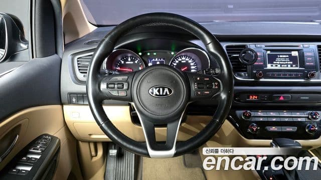 Kia All New Carnival Luxury, 2018 13
