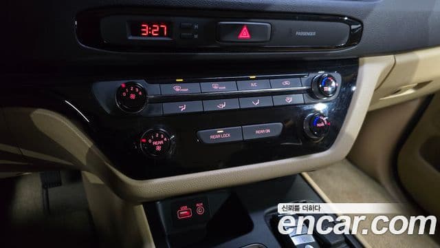 Kia All New Carnival Luxury, 2018 15