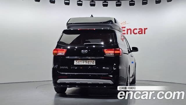 Kia All New Carnival Noblesse, 2017 4
