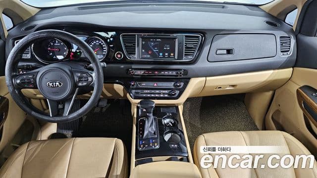 Kia All New Carnival Noblesse, 2017 7