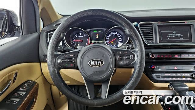 Kia All New Carnival Noblesse, 2017 13