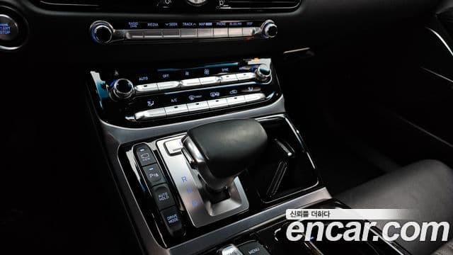 Genesis EQ900 Premium Luxury, 2016 9