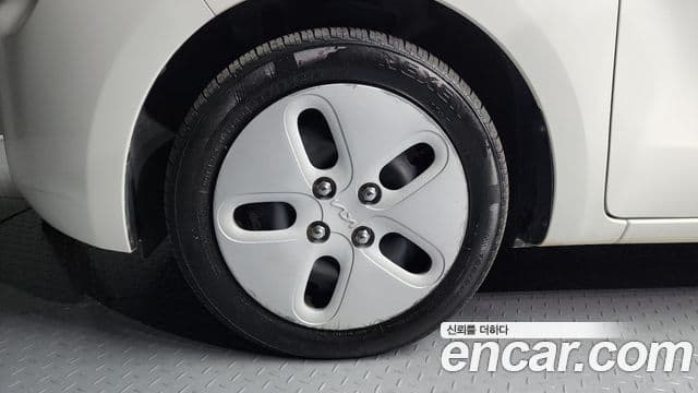 Kia The / новый New Ray Standard, 2022 все фото