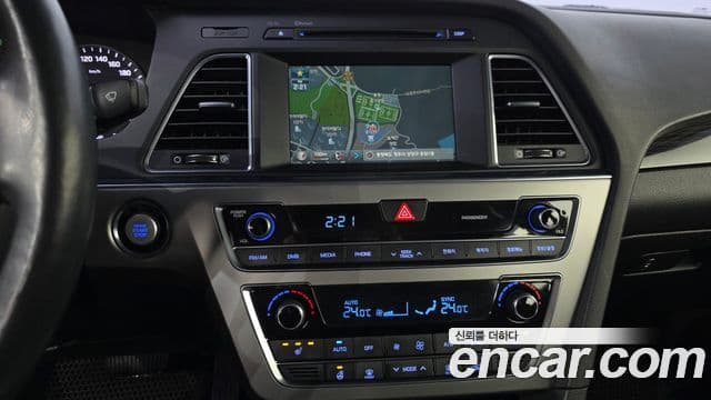 Hyundai LF Sonata 2.0 Smart, 2015 13