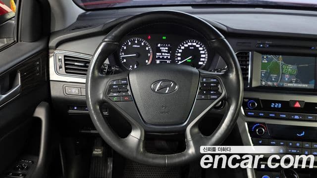 Hyundai LF Sonata 2.0 Smart, 2015 16