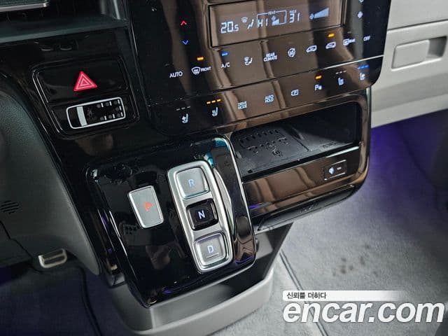 Hyundai Staria Inspiration, 2024 9