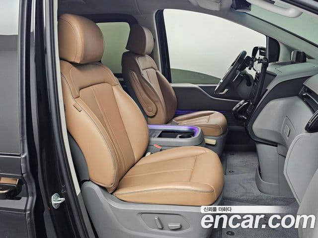 Hyundai Staria Inspiration, 2024 10
