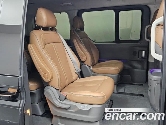 Hyundai Staria Inspiration, 2024 12
