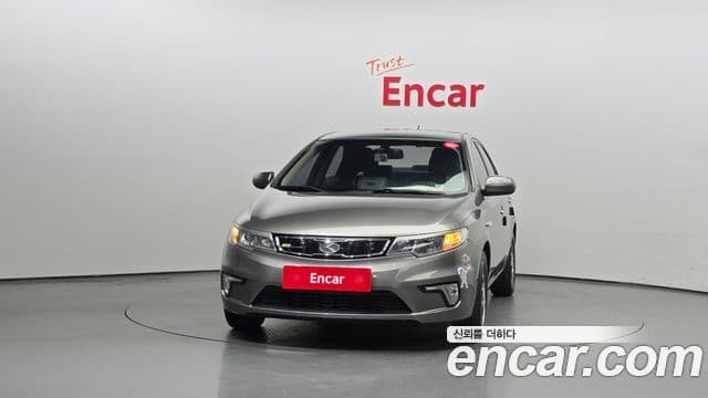 Kia Forte Luxury, 2010 3