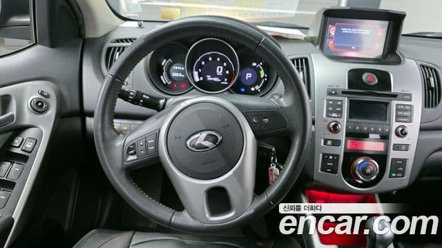 Kia Forte Luxury, 2010 13