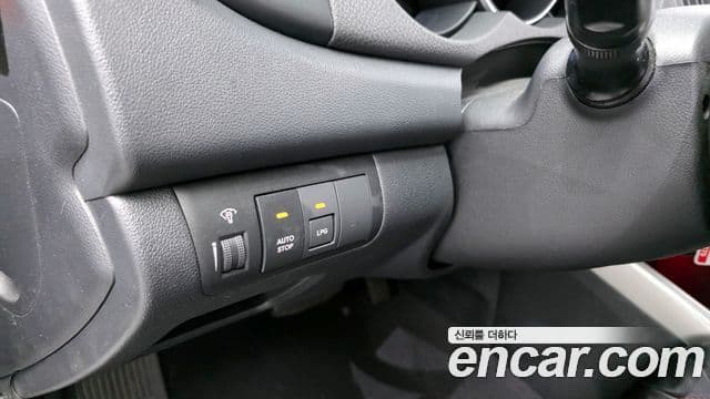 Kia Forte Luxury, 2010 15