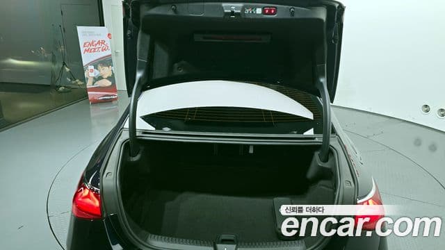 Mercedes-Benz E-класс W214 Avantgarde, 2024 20