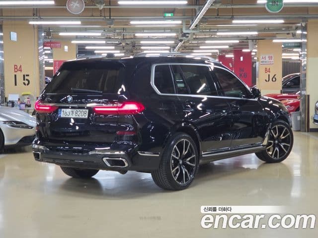 BMW X7 (G07) xDrive 40i M Sport 6인승, 2021 3