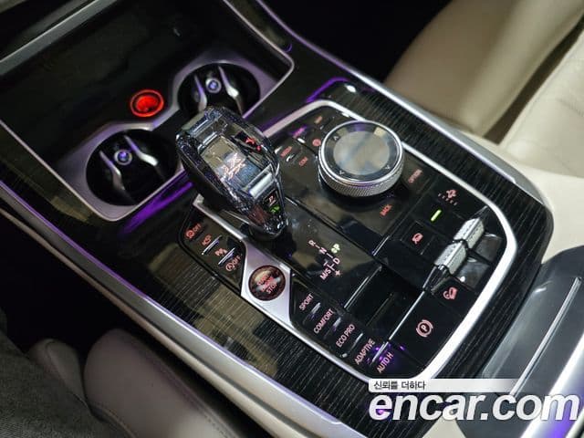 BMW X7 (G07) xDrive 40i M Sport 6인승, 2021 9