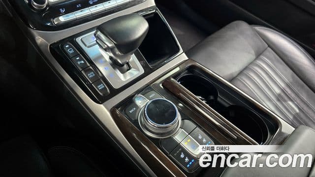 Genesis EQ900 Premium Luxury, 2016 9