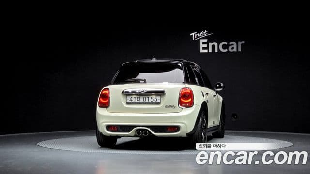 Mini Cooper S 3세대, 2015 4