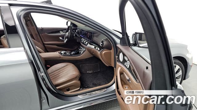 Mercedes-Benz E-класс W213 Exclusive, 2020 12