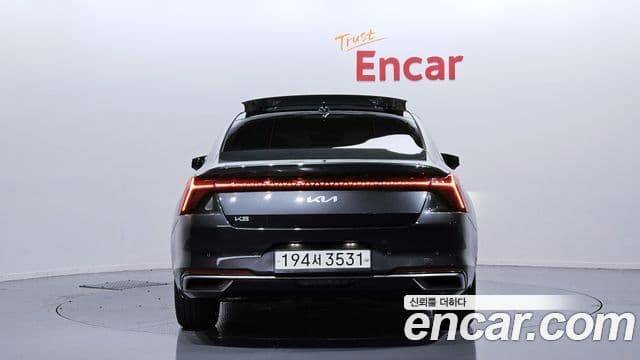 Kia K8 Signature, 2022 4