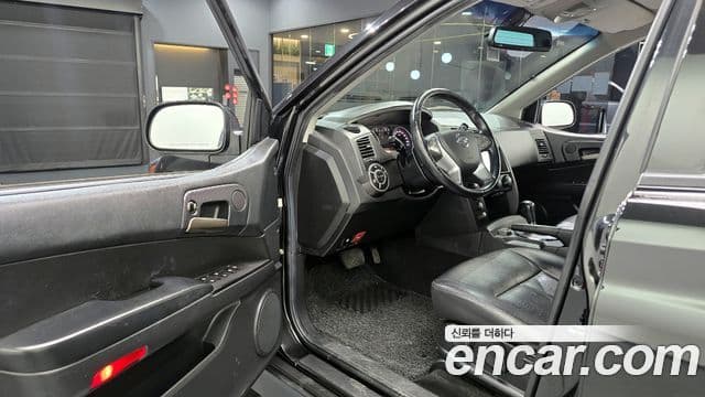 KG모빌리티(SsangYong) Korando Sport Club, 2015 11