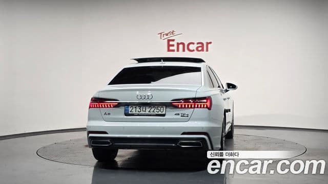 Audi A6 (C8) Premium, 2023 4