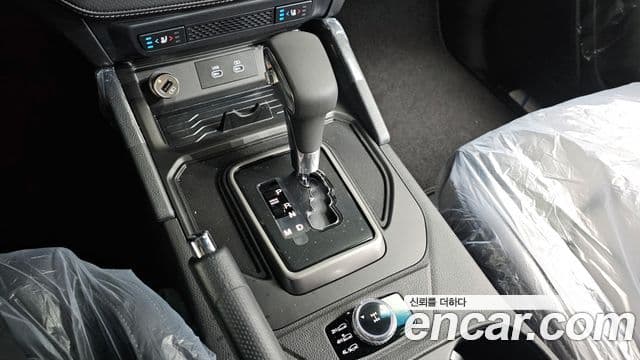 KG모빌리티(SsangYong) Musso Sport 칸 (Q250) Prestige, 2026 9