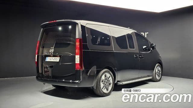 Hyundai Staria Modern, 2025 2