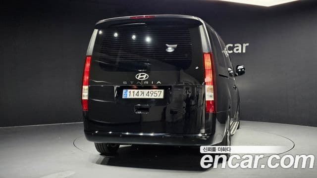 Hyundai Staria Modern, 2025 4